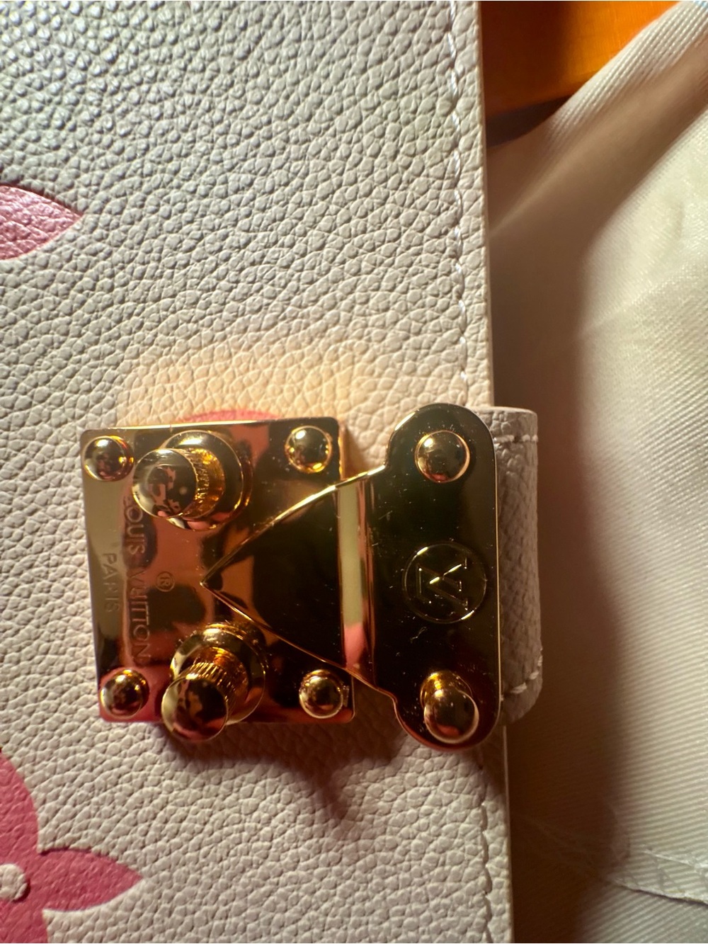 Leather bound notebook - Picture 4 of 6